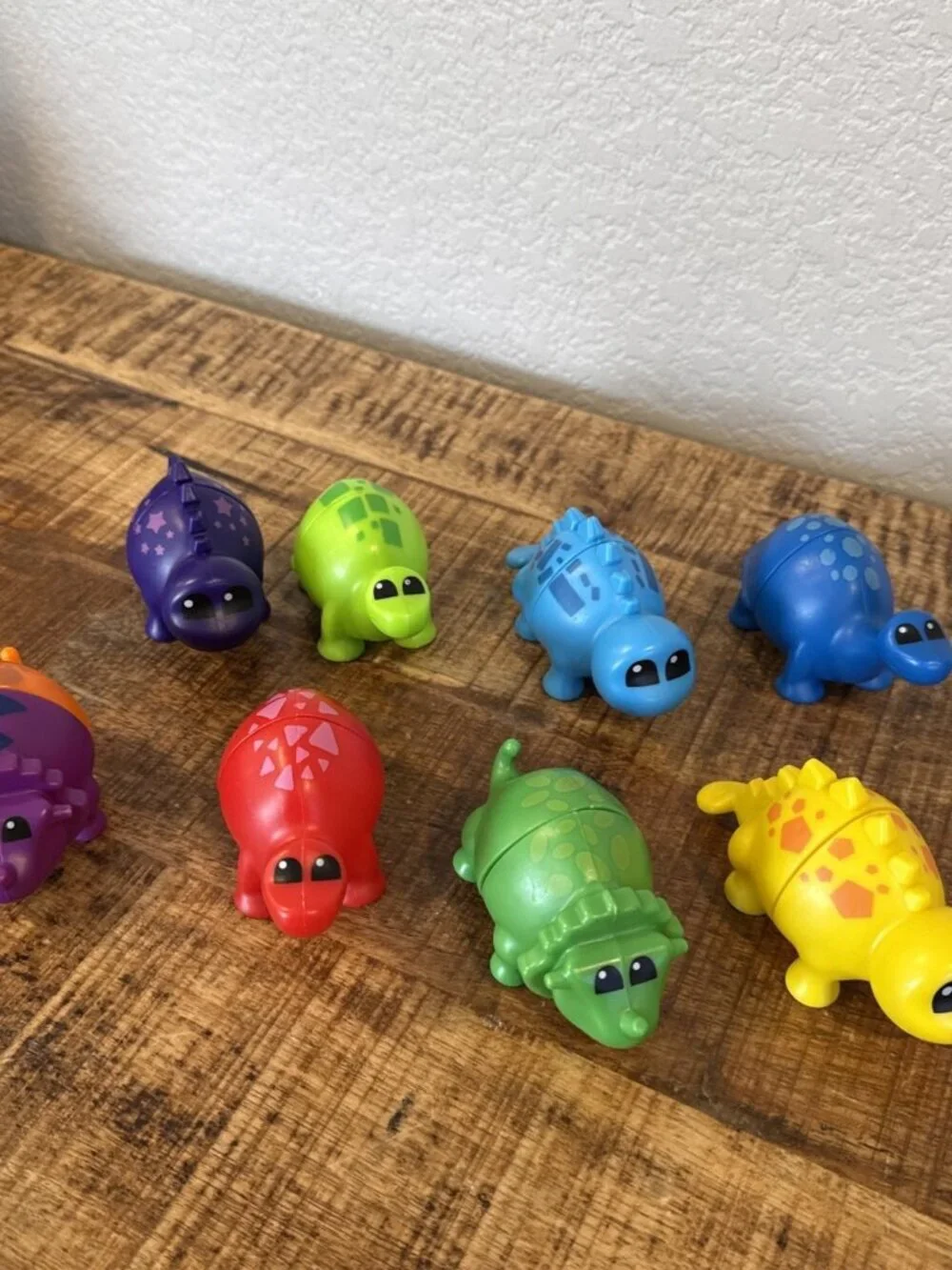 Snap-n-Learn Matching Dinos Learning Resources Dinosaur 16 Piece Color Match Set